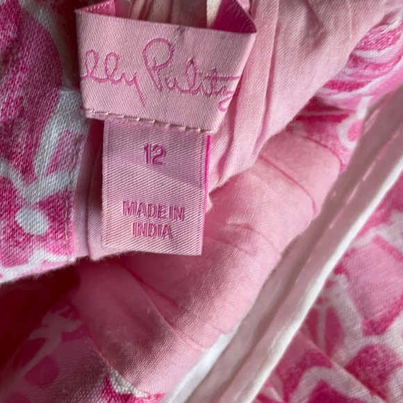 LILLY PULITZER Crochet neckline, & waist shift dress. - Picture 5 of 5